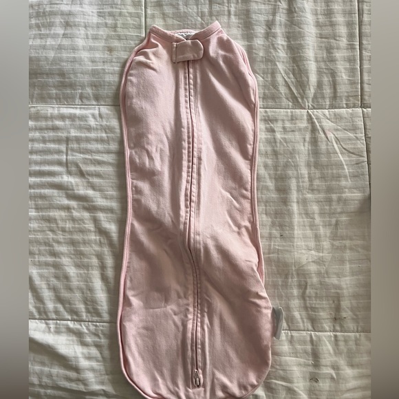 Woombie Houdini Swaddle - Picture 1 of 3